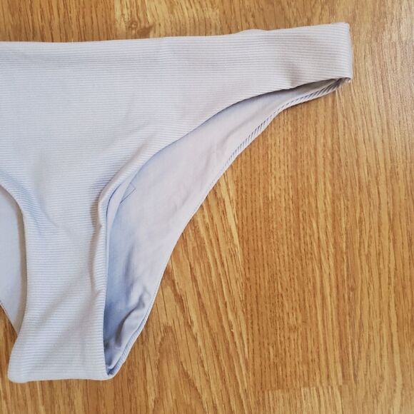 NEW! Tavik Reversible Ali Moderate Coverage Swim Bottom size Small - Picture 4 of 13